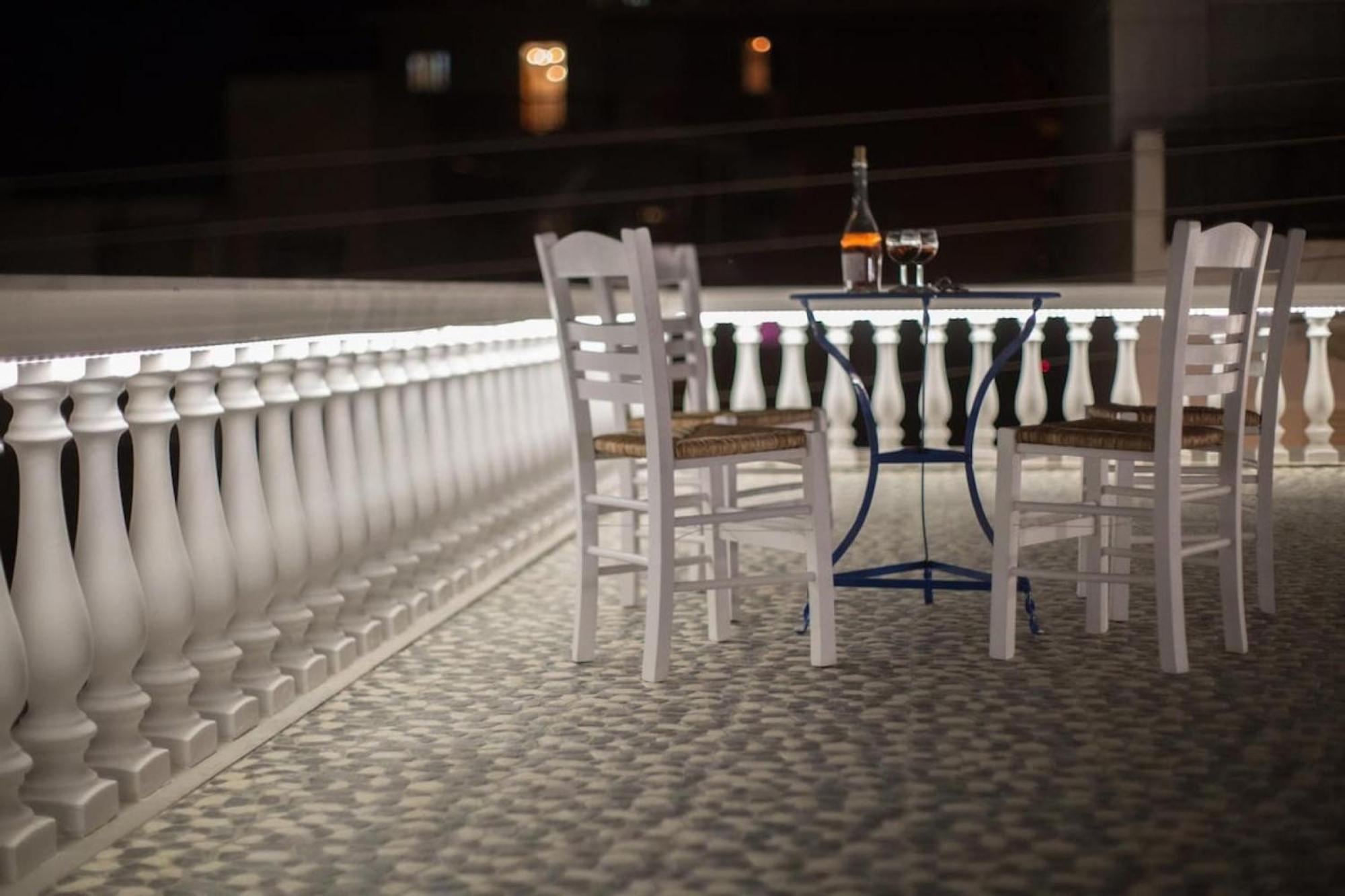 Aimou Studio'S Apartment'S Piraeus Bagian luar foto