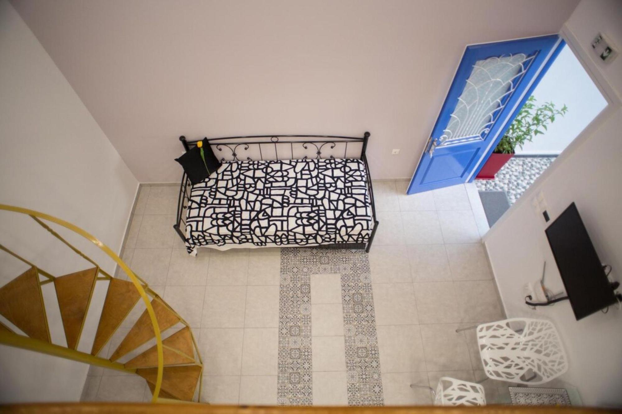 Aimou Studio'S Apartment'S Piraeus Bagian luar foto